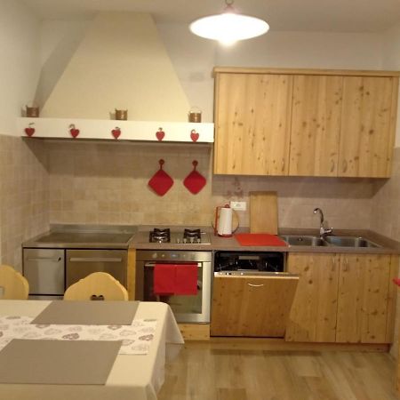 Casa Vacanze Insieme バゼルガ・ディ・ピネ エクステリア 写真